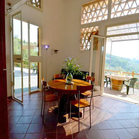 Belvilla By Oyo Peaceful With Garden Vakantiehuis