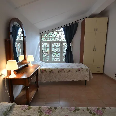 Belvilla By Oyo Peaceful With Garden Vakantiehuis Castagneto Carducci